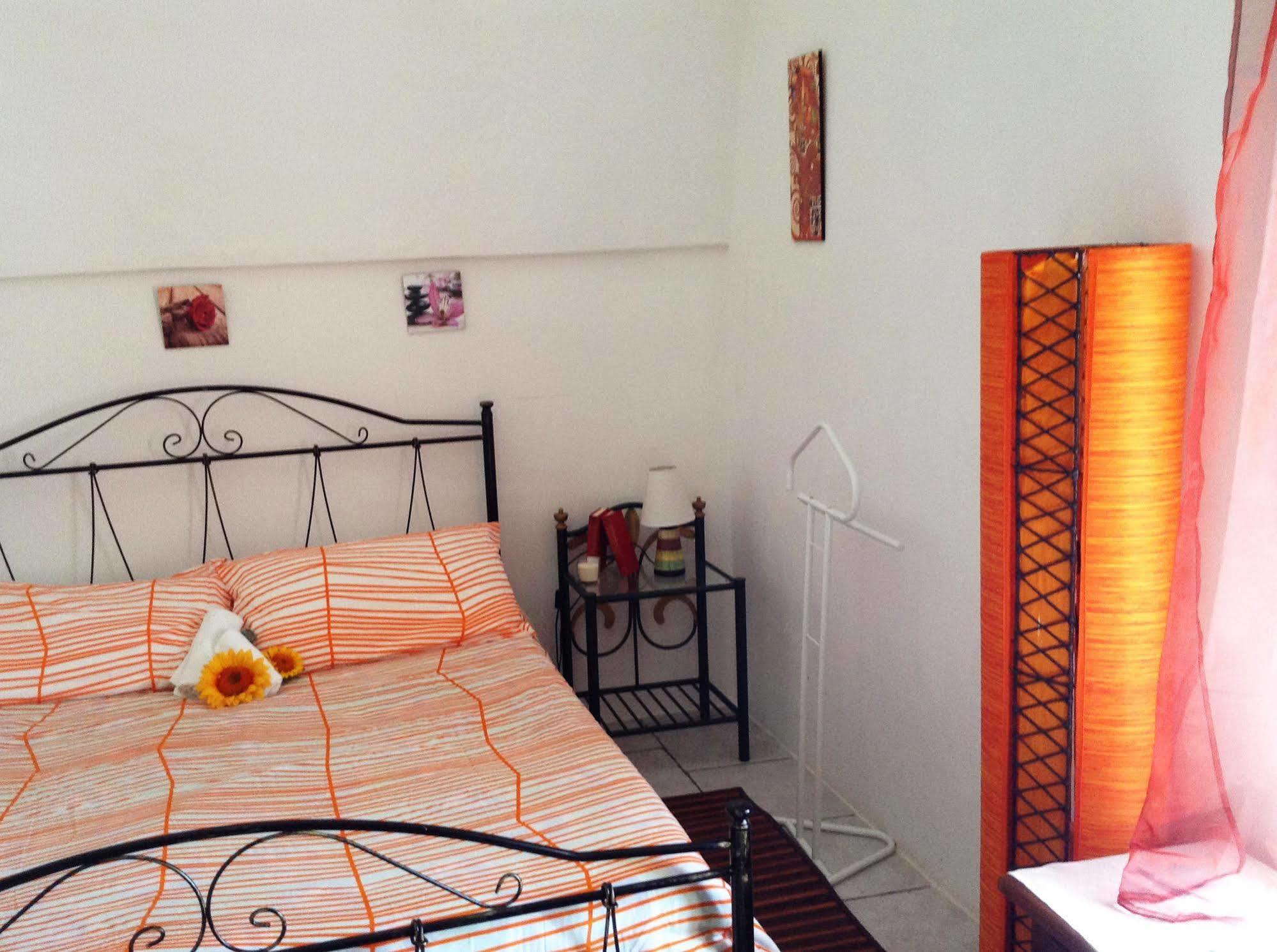 Masseria Nenetta Bed And Breakfast โมโนโปลี ภายนอก รูปภาพ